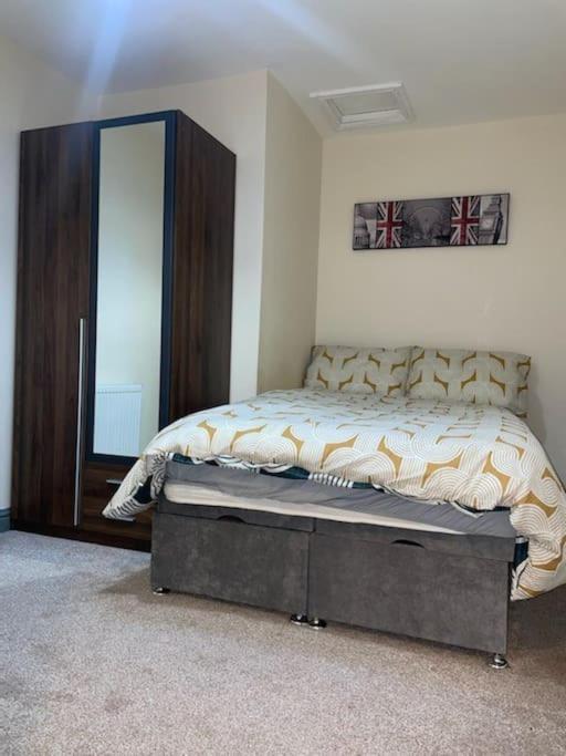Modern 2 Bedroom In Centre
